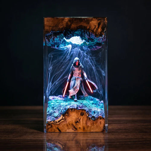Kylo Resin Lamp